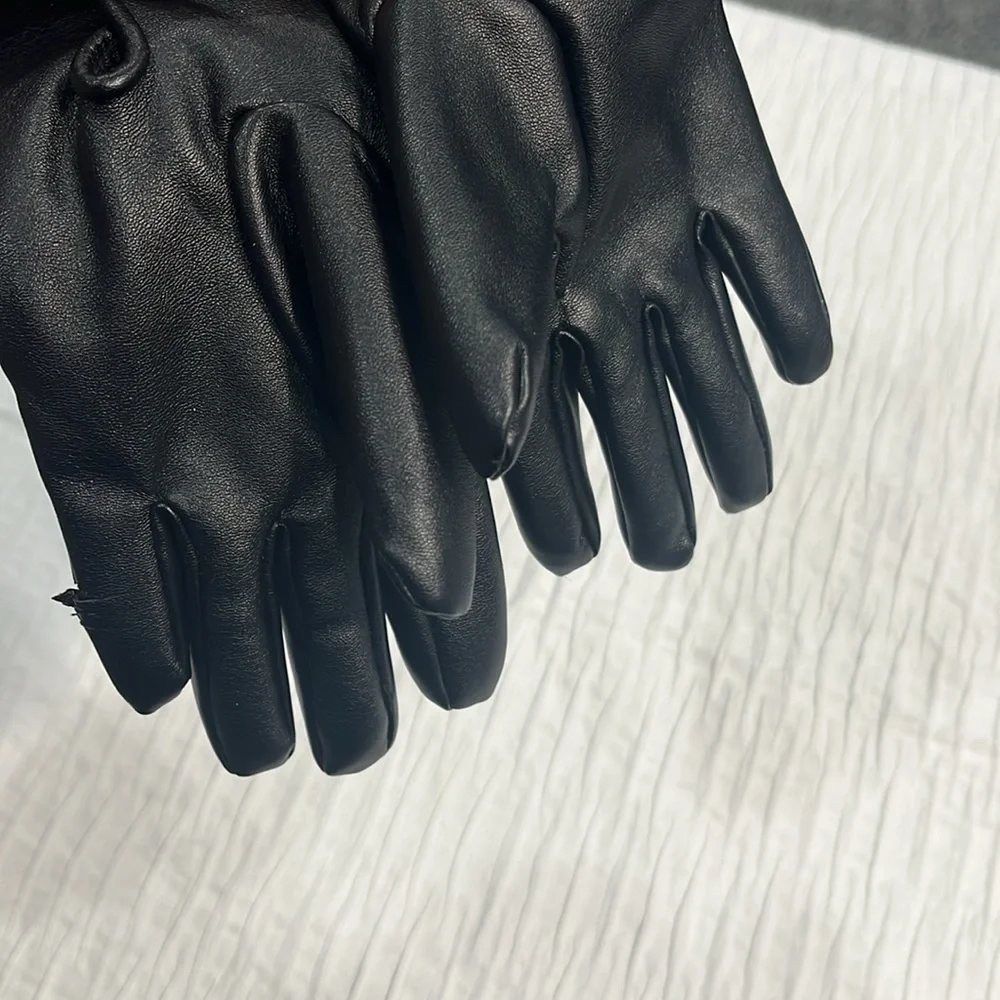 N/A gloves girls